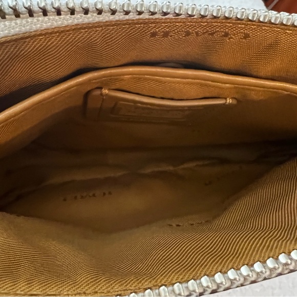 Coach Prie Rivets Nolita Mini Bag/Wristlet - Picture 8 of 16